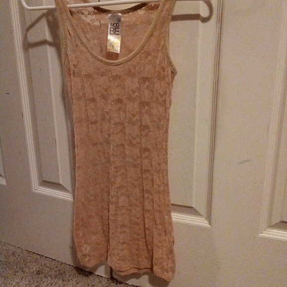 Shirts - Picture 3 of 8